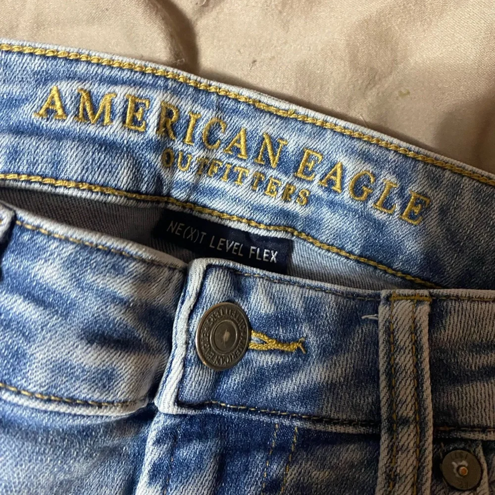 American Eagle Outfitters Faded Blue‎ Straight Jeans